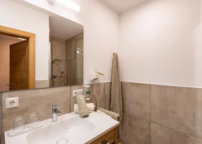 招待所 吉琳格尔旅馆 Kössen