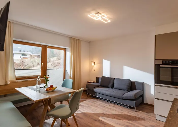 吉琳格尔旅馆 招待所 Kössen